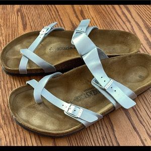 Silver Birkenstock Mayari 43